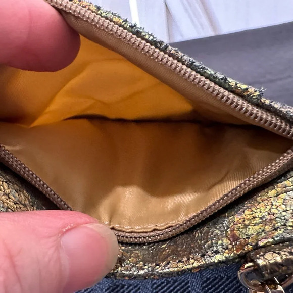 LODIS Metallic Crackle Leather ID/Card Holder Wristlet - Picture 4 of 6